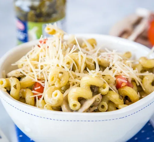 Cavatappi ao pesto