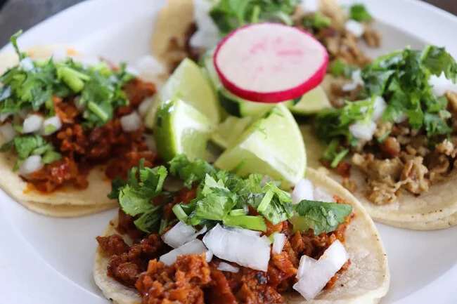 Cómo hacer tacos al pastor veganos. Receta con soya texturizada