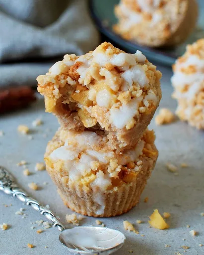 Vegan Apple Muffins