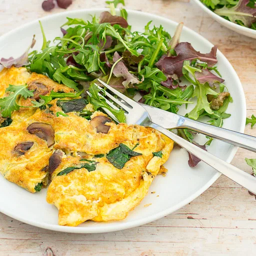 Tortilla de espinacas y champiñones