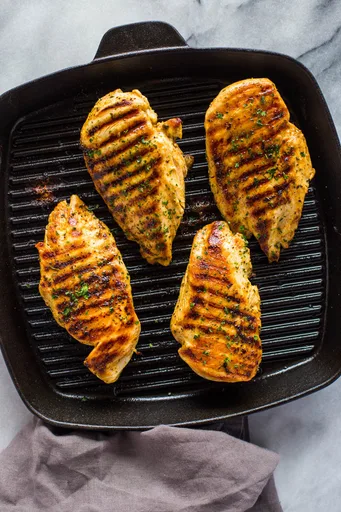 Pechugas de pollo a la plancha en la estufa