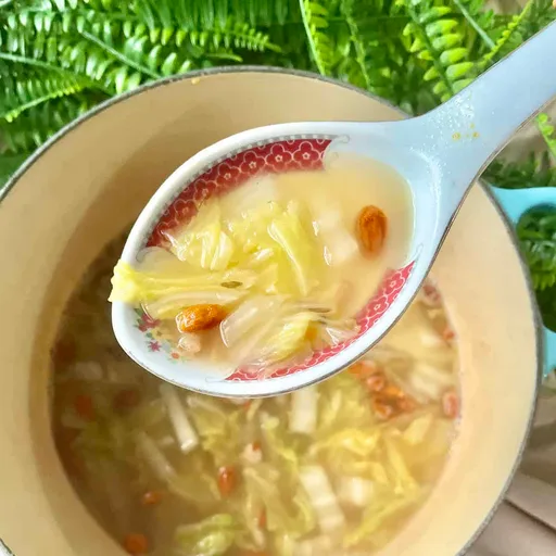Receta Fácil de Sopa de Repollo Chino (20 minutos)