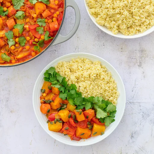 Tajín de verduras de raíz y garbanzos vegano