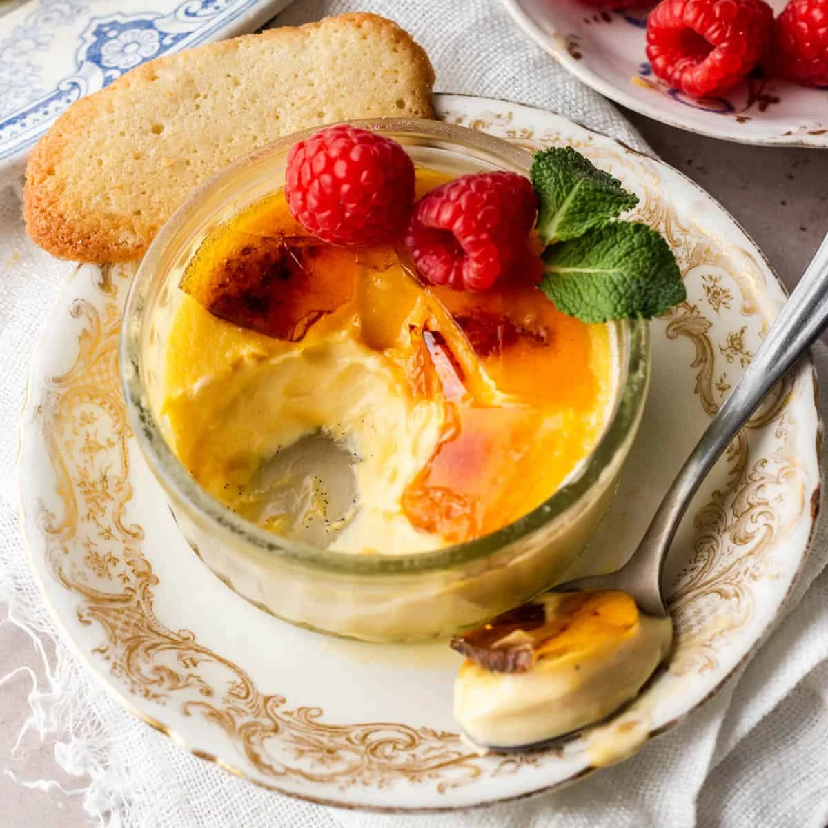 Classic French Crème Brûlée