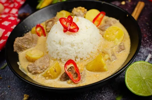 Pressure-Cooker Thai Beef Massaman