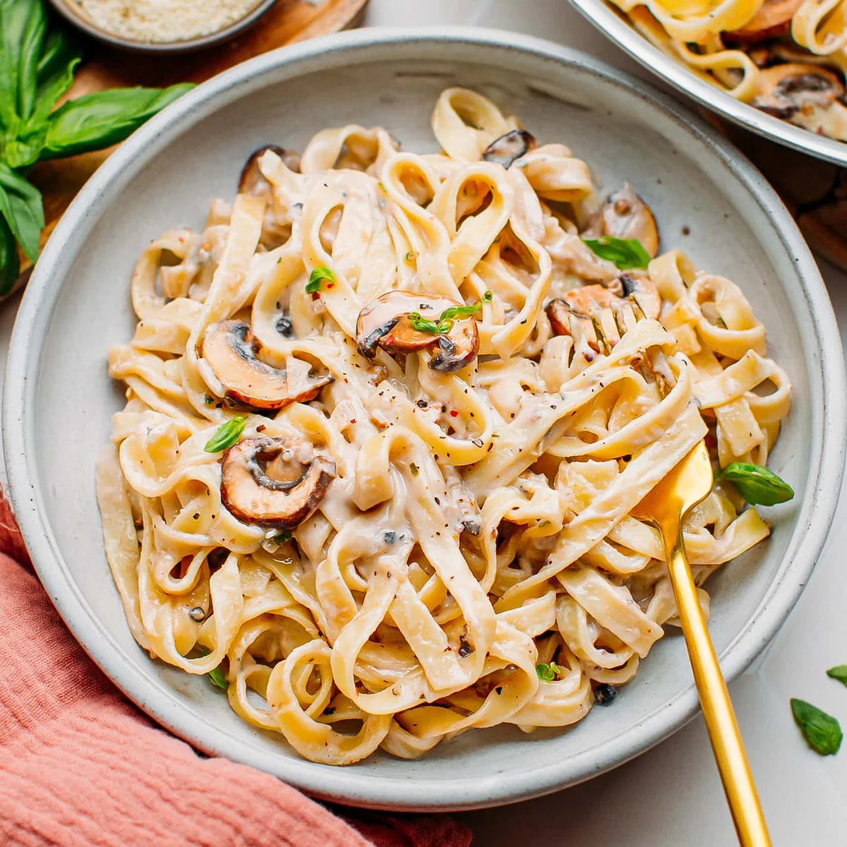 Mushroom Pasta with Creamy Peppercorn Sauce