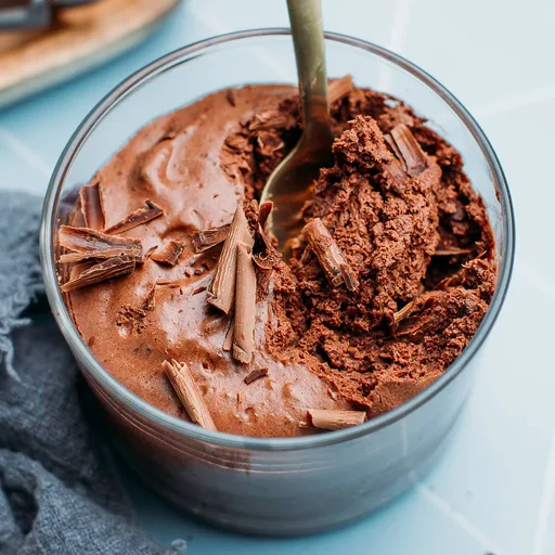 The Best Vegan Chocolate Mousse