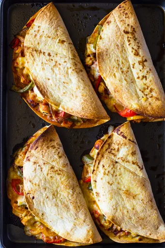 Quesadillas crujientes de pollo con fajita al horno