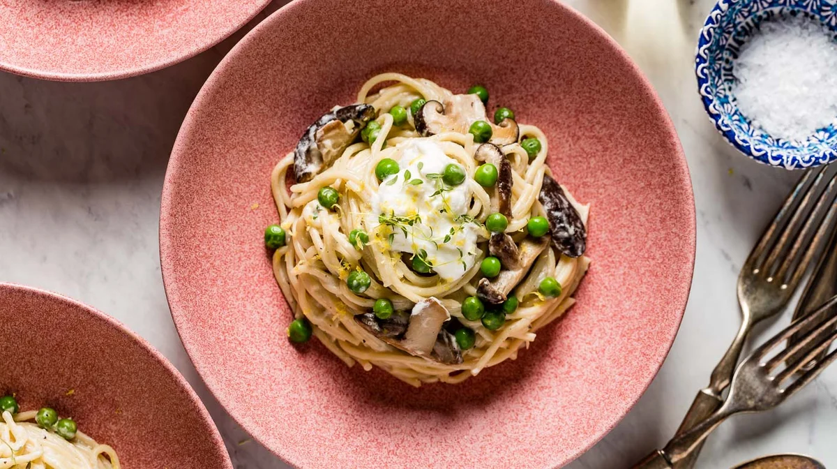 Pasta with Mushrooms and Peas Recipe