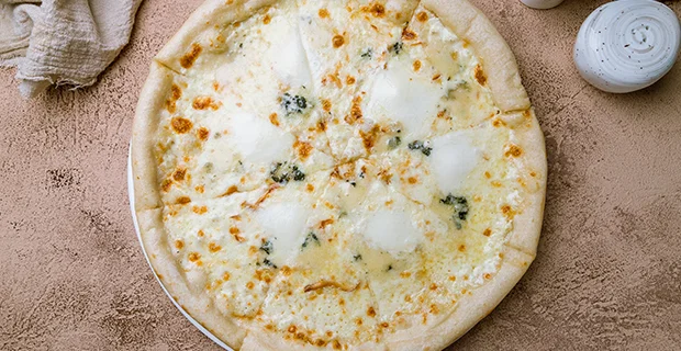 Pizza Cuatro Quesos