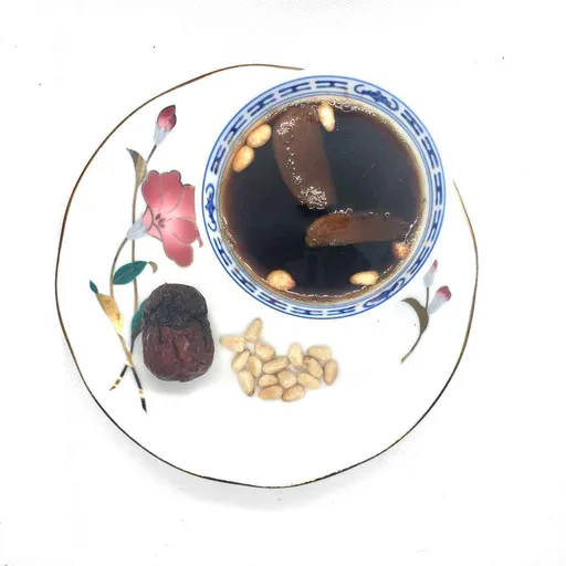 Chinese jujube tea with ginger (Red date tea)