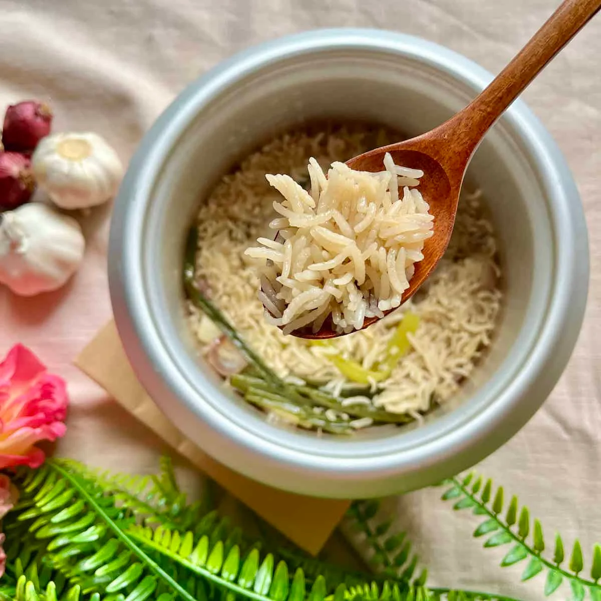 Hainanese Chicken Rice (Rice Cooker)