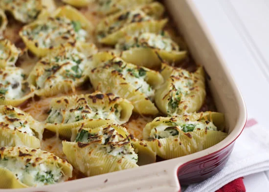 Spinach, Mushroom, & Ricotta Stuffed Shells