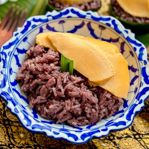 Sweet Sticky Rice With Thai Custard (Sangkaya Recipe)