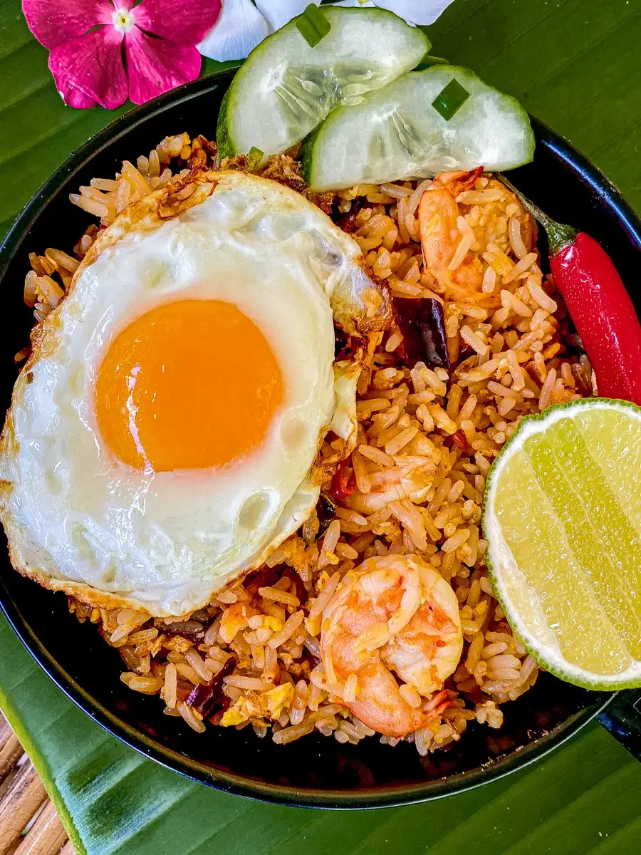 Tom Yum Fried Rice Shrimp (Khao Pad Tom Yum)