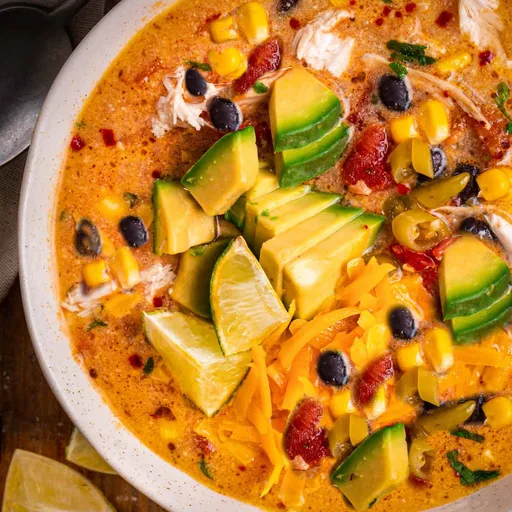 Sopa Cremosa de Enchilada de Pollo