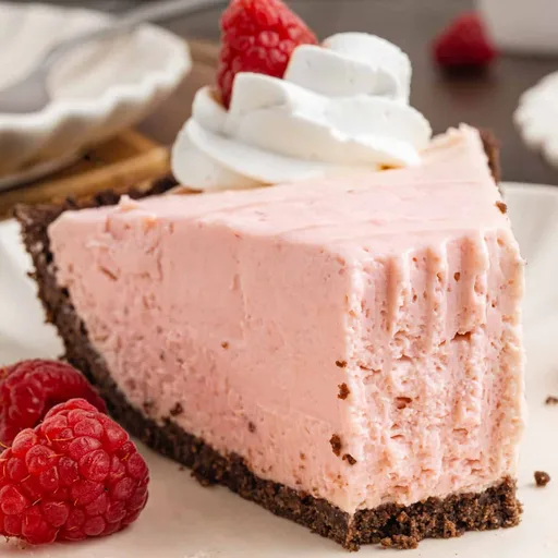 No-Bake Raspberry Cream Pie