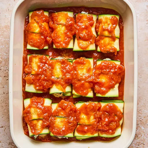 Rollatini de calabacín al horno con espinacas, ricotta, parmesano y mozzarella