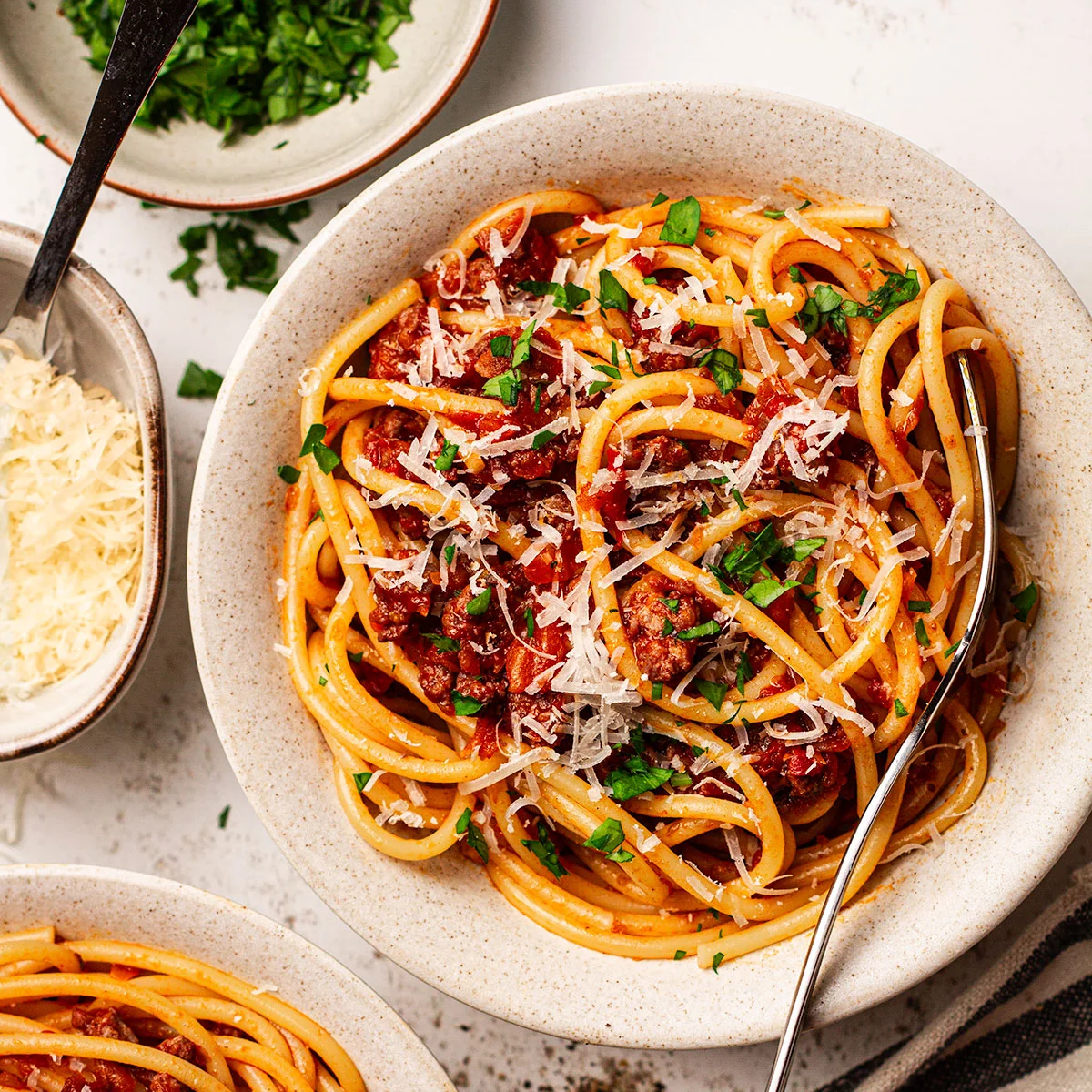 Ground Beef and Red Wine Spaghetti Meat Sauce (Bolognese)