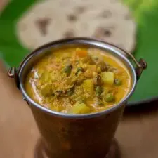 Hotel Saravana Bhavan Vegetable Kurma Recipe