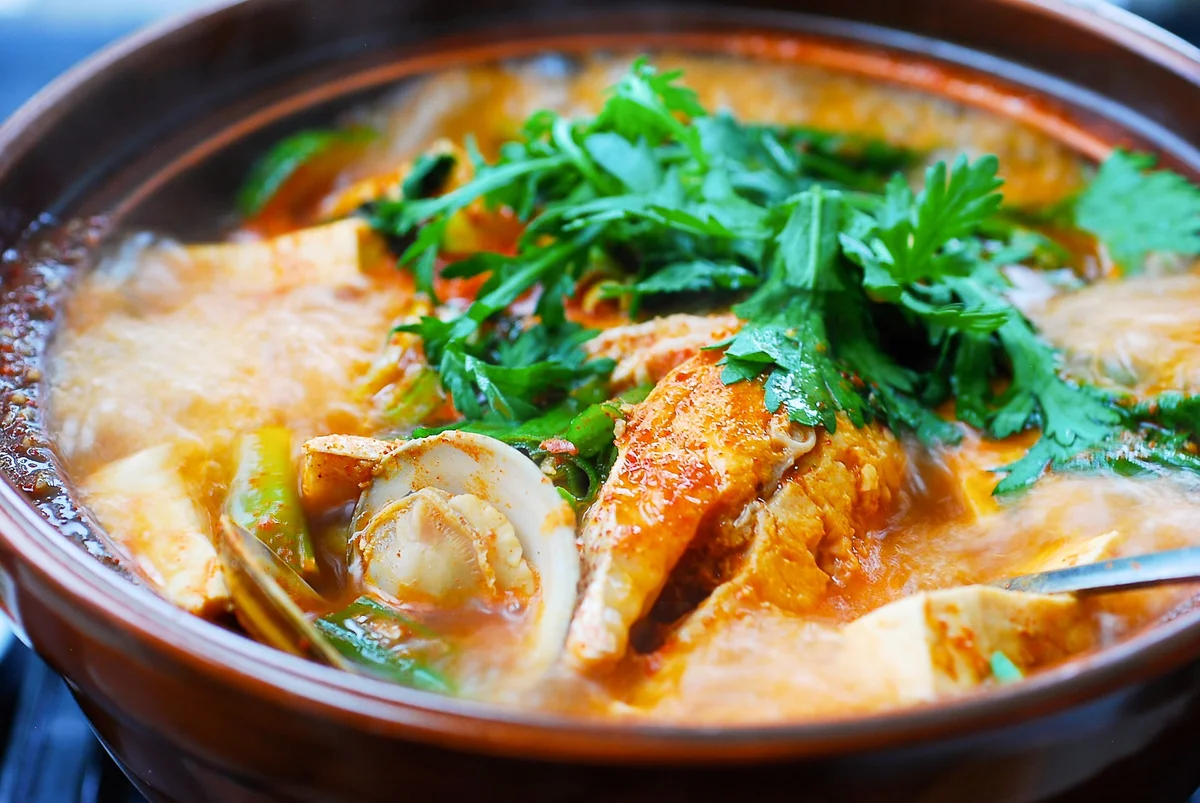 Domi Maeuntang (Spicy Fish Stew with Red Snapper)