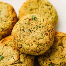 7-Ingredient Easy Falafel Recipe