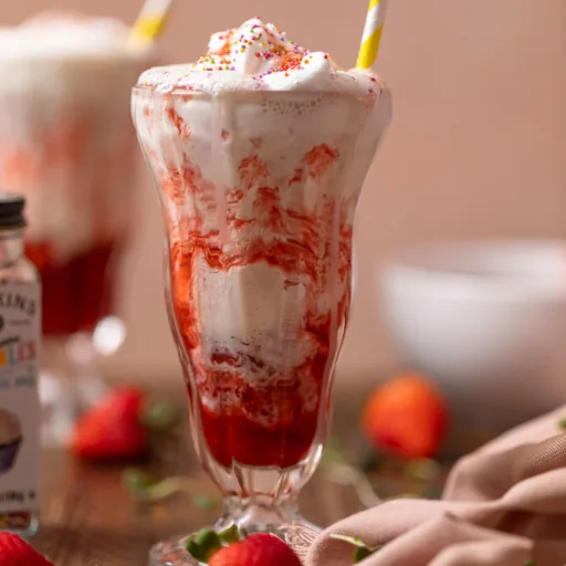 Batido de fresa increíblemente delicioso [Sin lactosa]