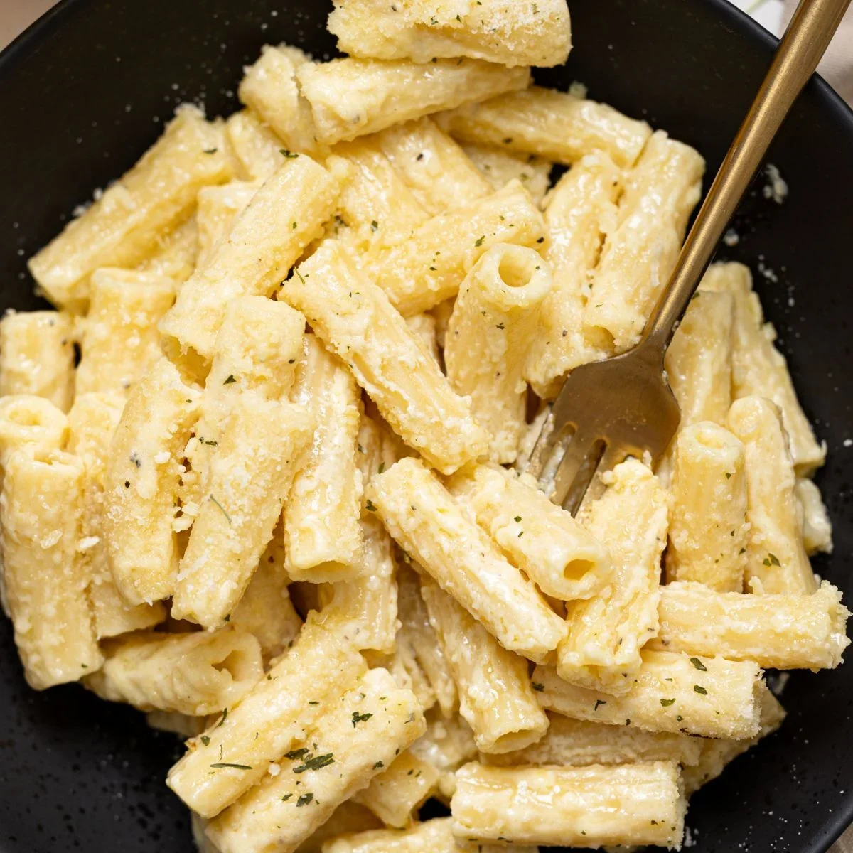 Creamy Weeknight Alfredo Pasta
