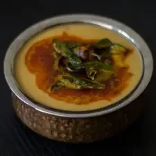 Thanjavur Thalicha Paruppu - South Indian Thanjavur Moong Dal Fry