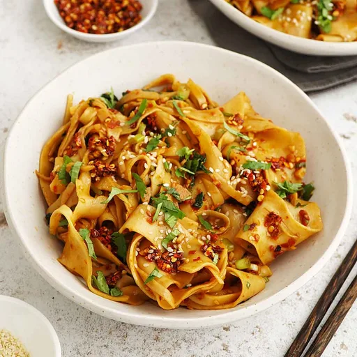 Fideos rápidos de chile y ajo en 10 minutos