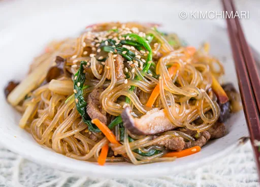 Japchae - Fideos de cristal coreanos