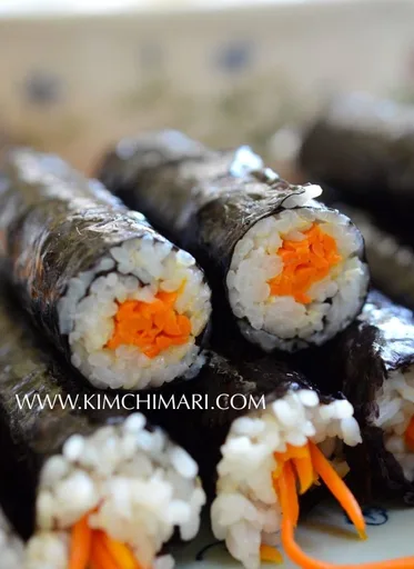 Mini Kimbap with carrots aka Mayak Kimbap