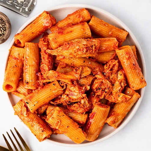 Pasta con Pollo y Queso