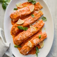Roasted Red Pepper Salmon
