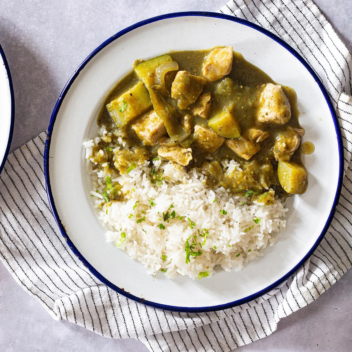 Pollo En Salsa Verde