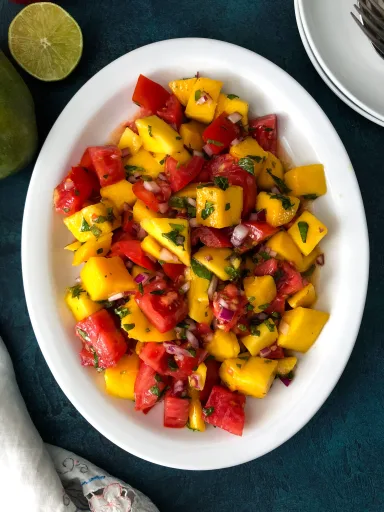 Ensalada de tomate y mango