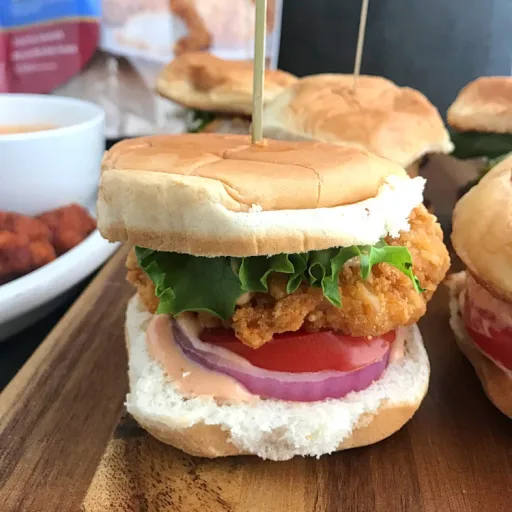 Minihamburguesas de pollo crujiente