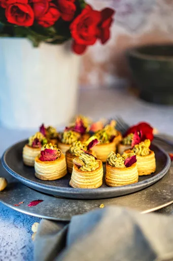 Pistachio Cream Cups