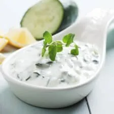 Talatouri recipe (Cypriot tzatziki sauce with mint)