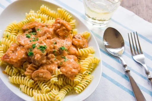 Stroganoff de pollo