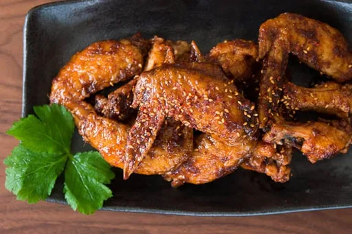 Pollo frito coreano (Yangnyeom Chikin)