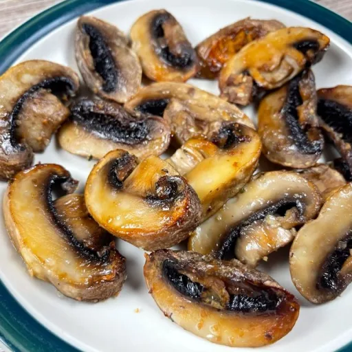 Champiñones a la mantequilla de ajo al horno