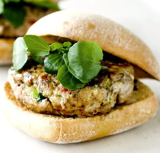 Thai-style turkey burgers