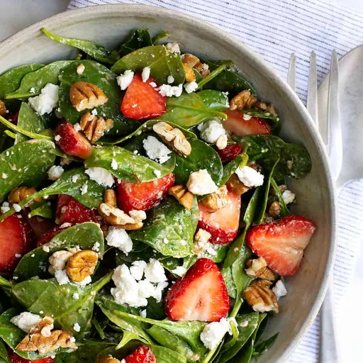 Ensalada de espinacas y fresas