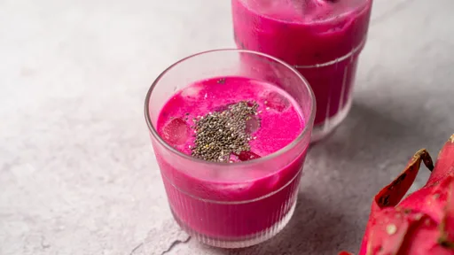 Avocado smoothie (Sinh Tố Bơ)