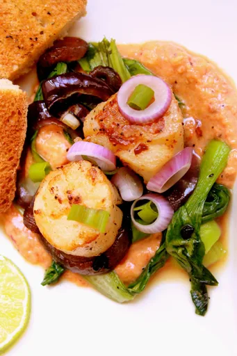 Scallops with Corn and Pepper Sauce