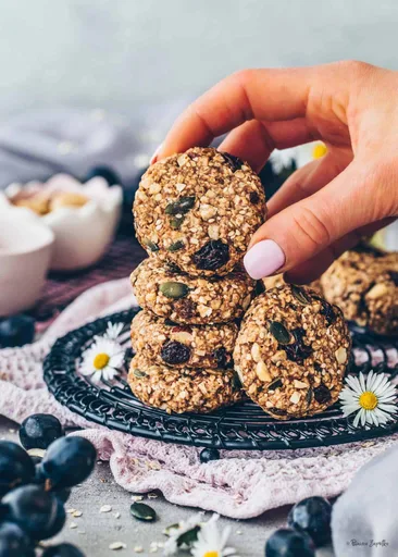 Healthy muesli cookies (breakfast cookies)