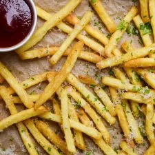 Patatas fritas a la trufa en freidora de aire
