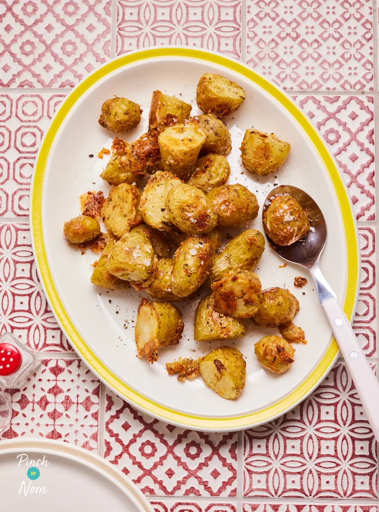 Garlic and Parmesan Potatoes | Slimming & Weight Watchers Friendly