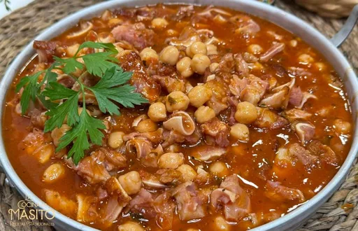 Orejas de cerdo en salsa